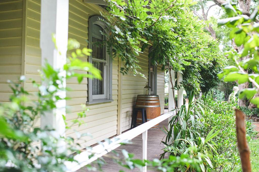 Plynlimmon-1860 Heritage Cottage Or Double Room With Orchard View Kurrajong Bagian luar foto