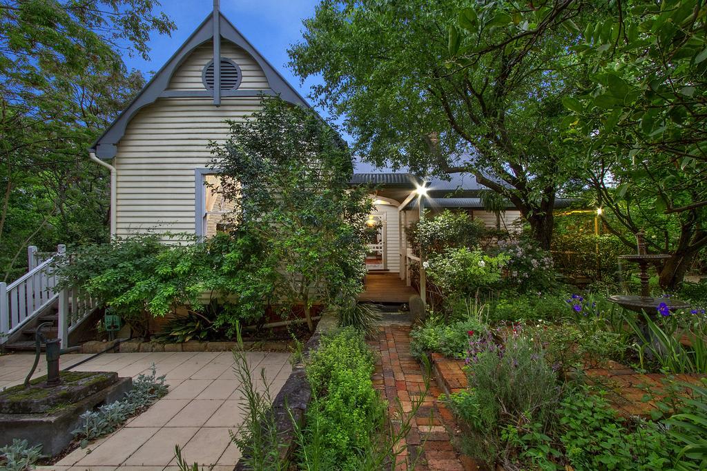 Plynlimmon-1860 Heritage Cottage Or Double Room With Orchard View Kurrajong Bagian luar foto